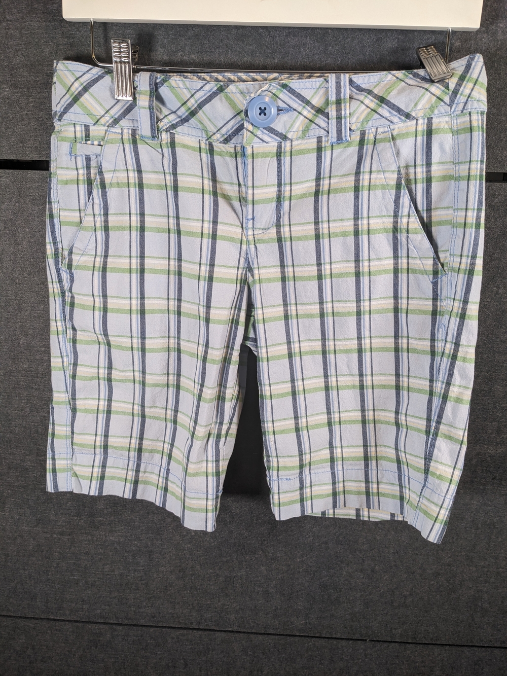 Aeropostale White, Light Blue & Green Plaid Women’s Bermuda Shorts